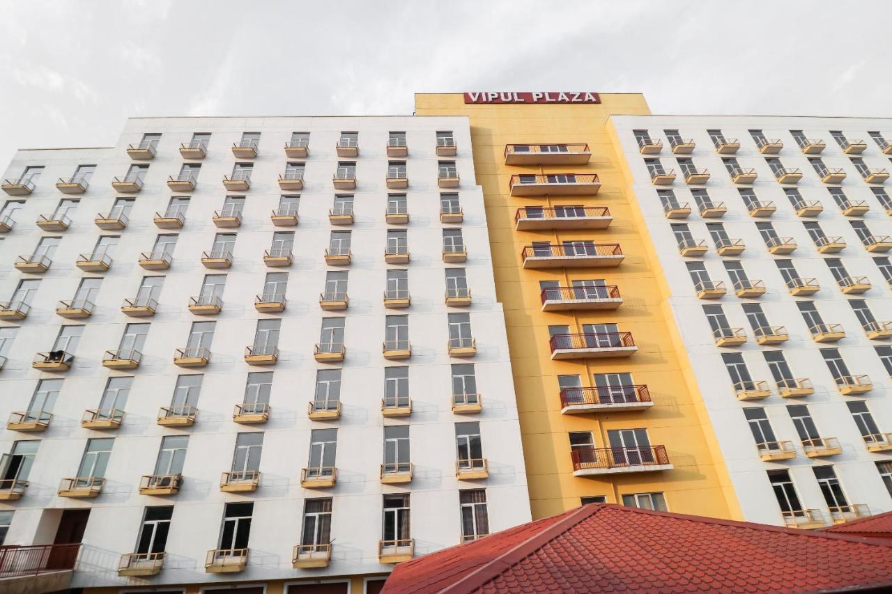 Hotel Grand 81 Фаридабад Экстерьер фото